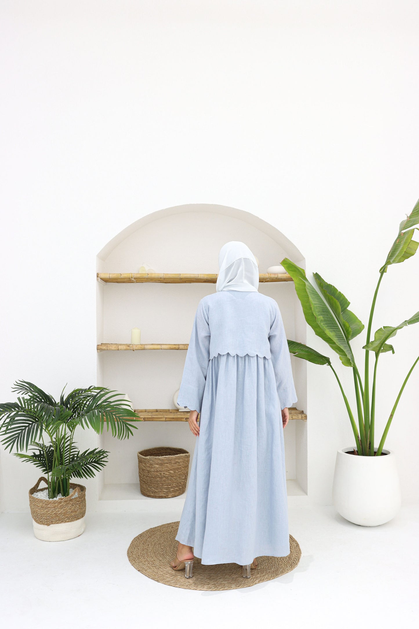 Scallop abaya