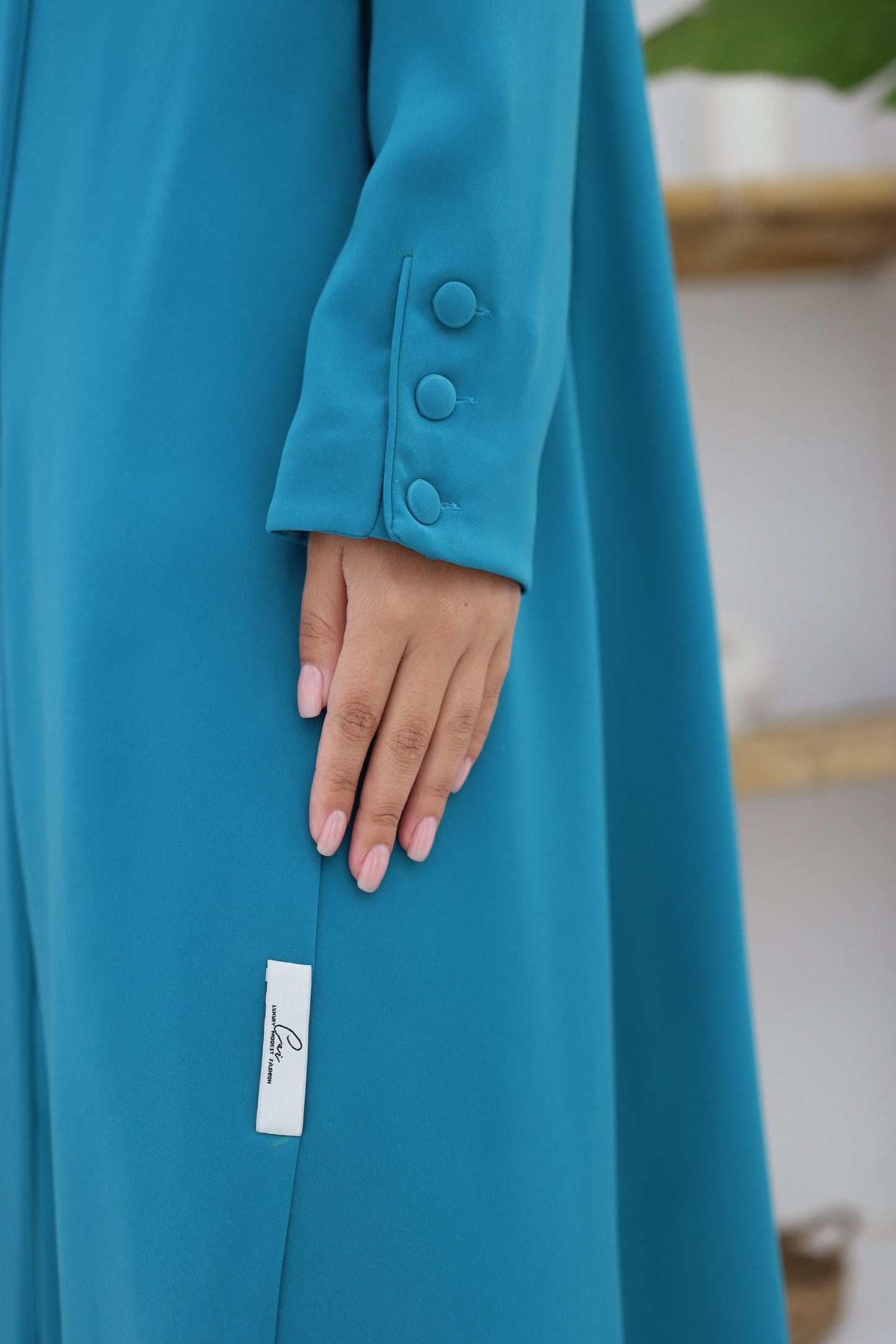 Button Cuff Abaya