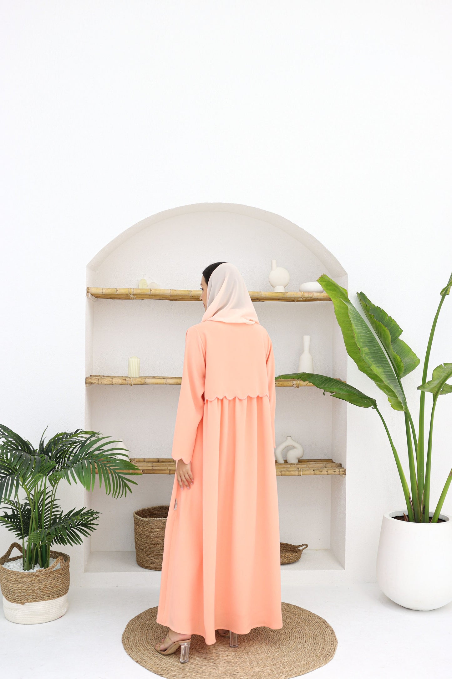Scallop abaya