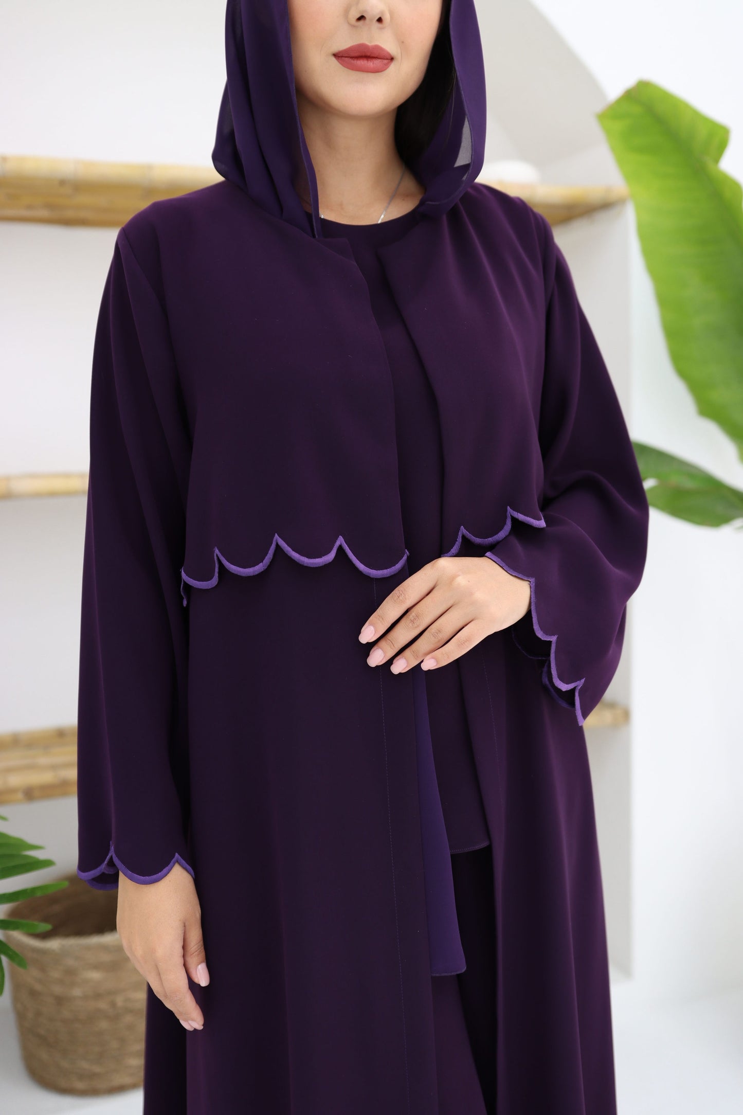 Scallop abaya
