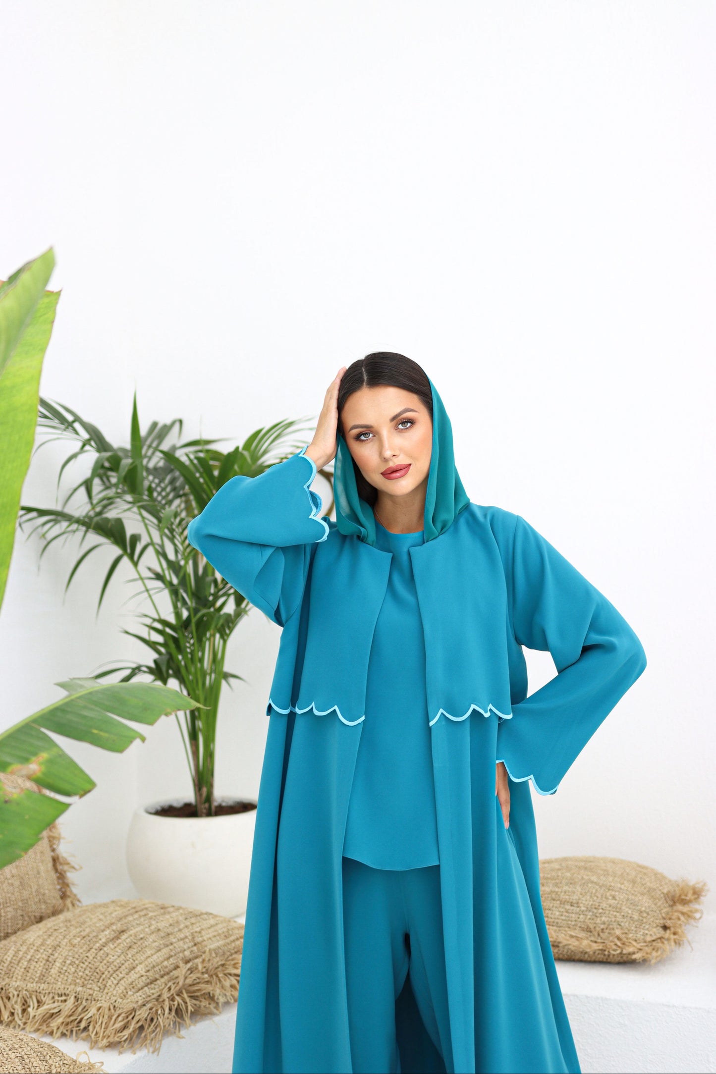 Scallop abaya