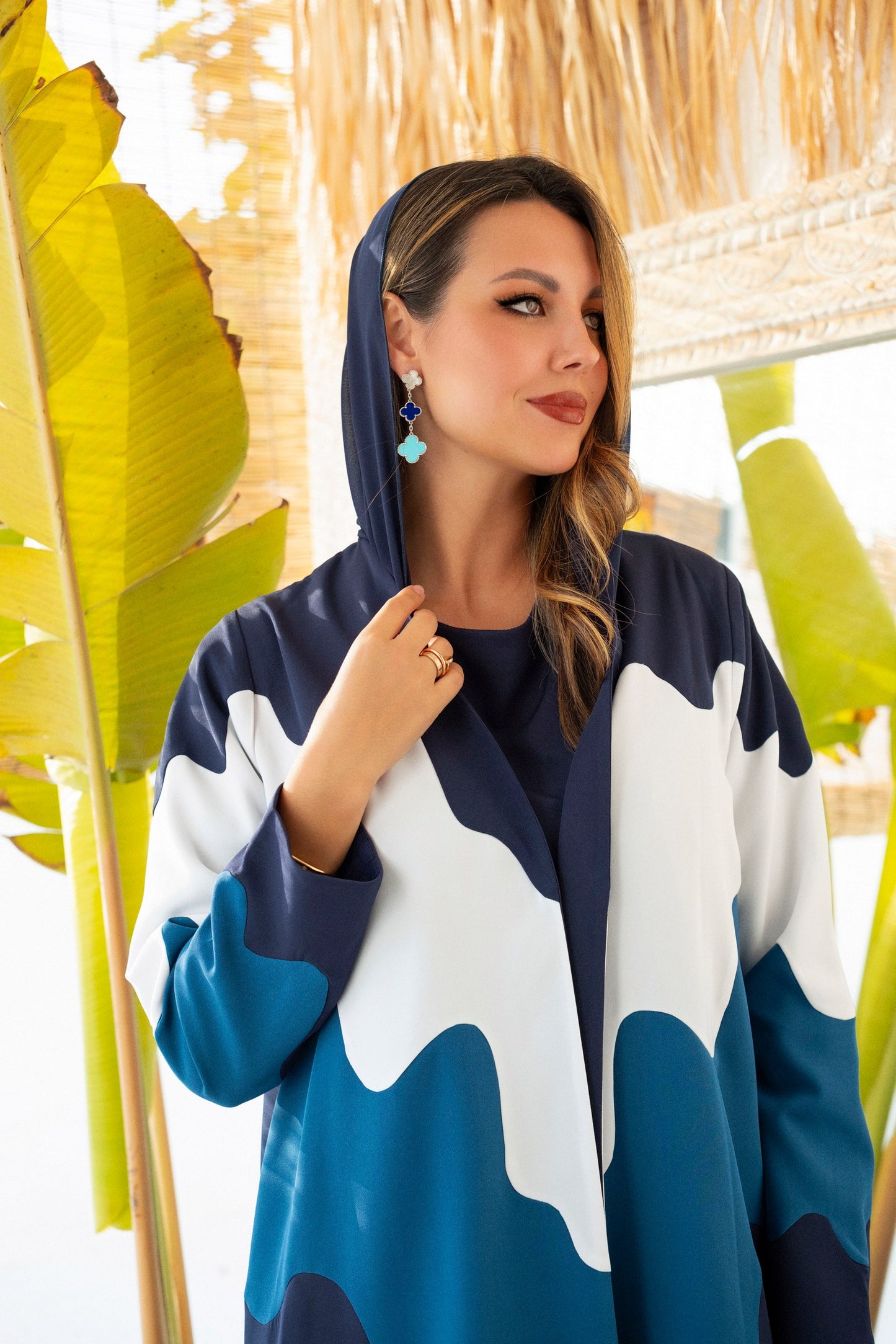 Waves Abaya