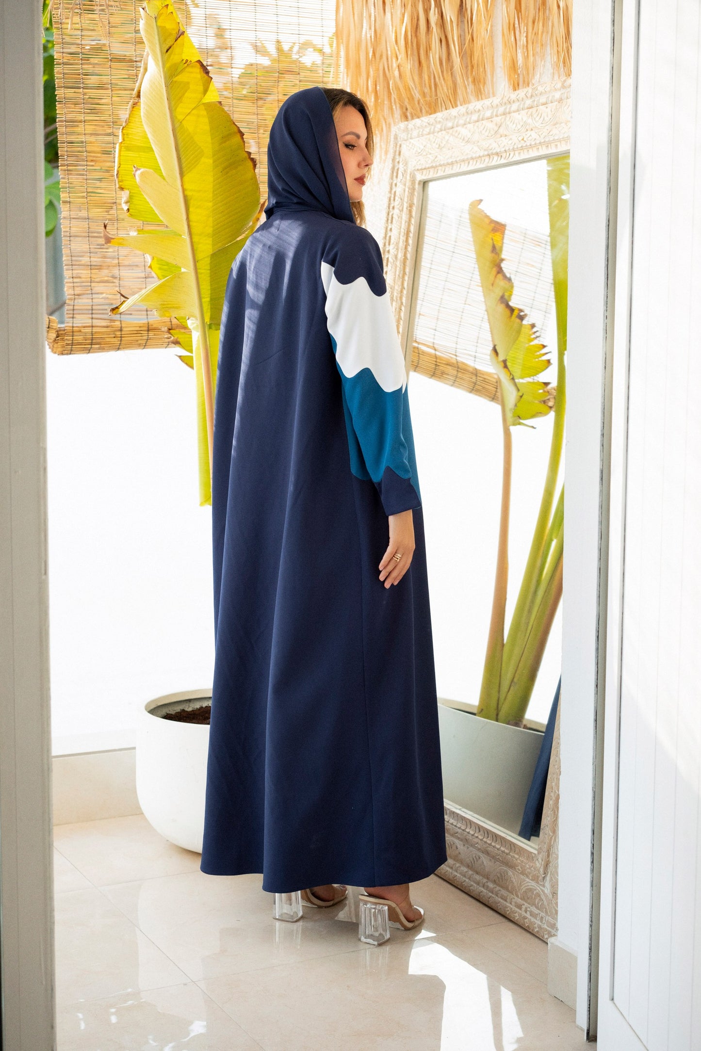 Waves Abaya