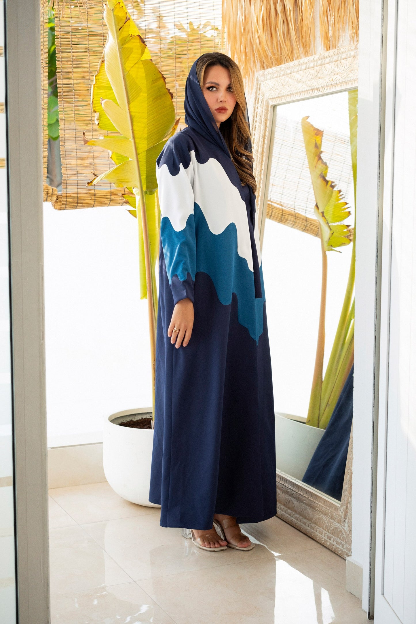 Waves Abaya