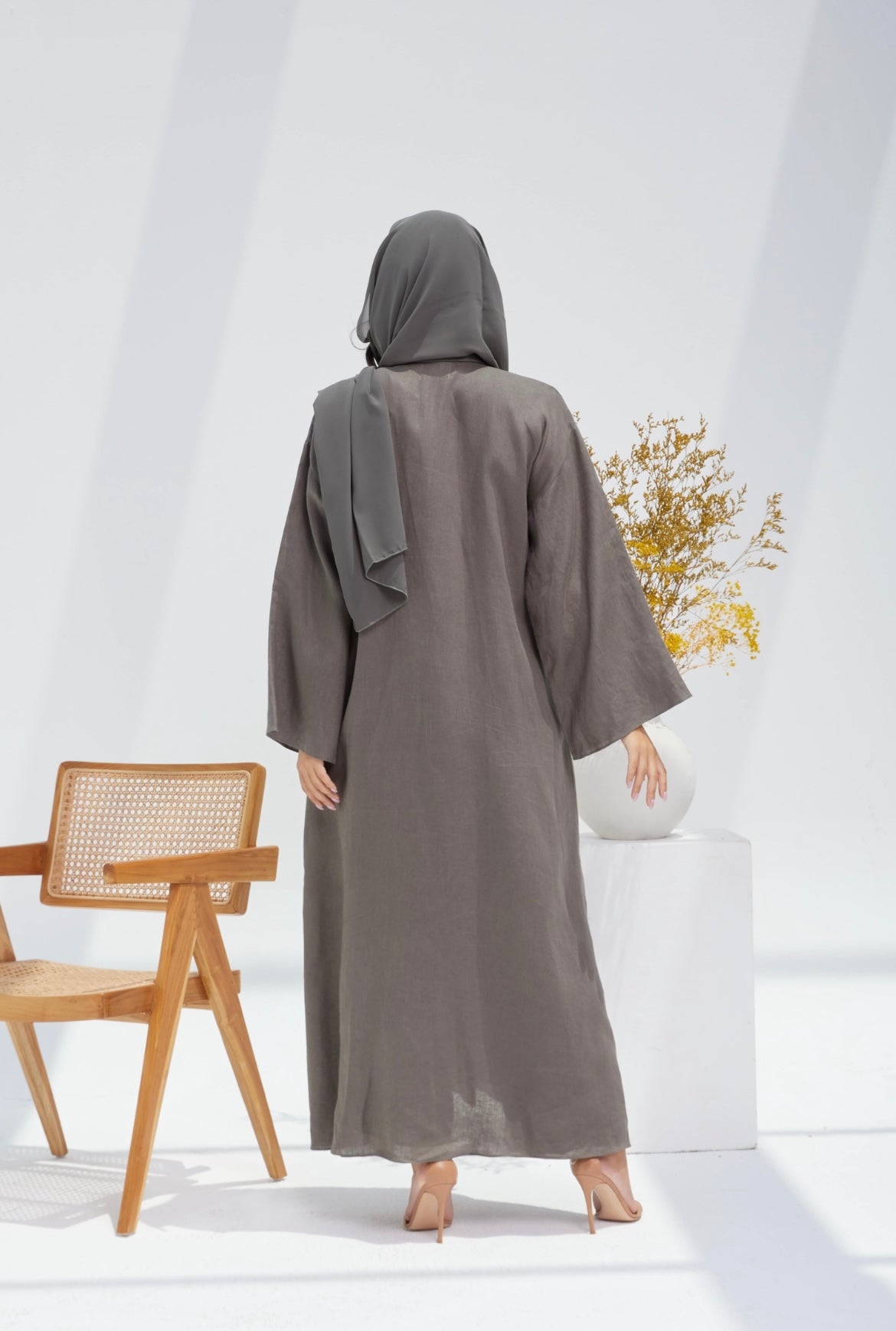 Basic Linen Abaya