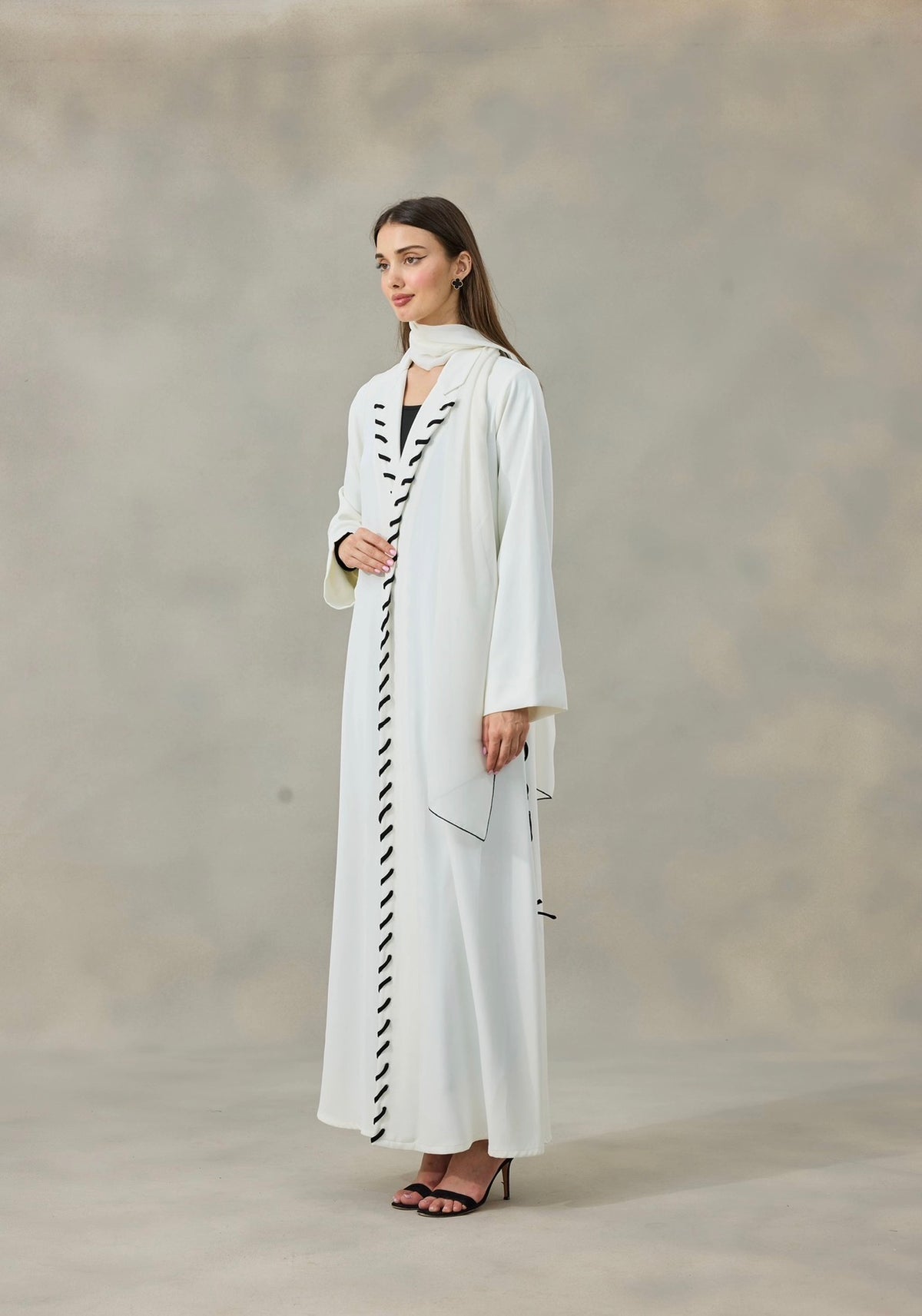 Knote Abaya
