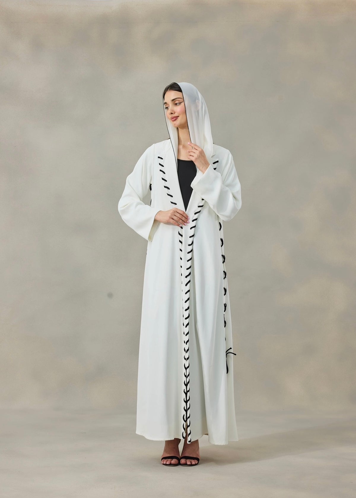 Knote Abaya
