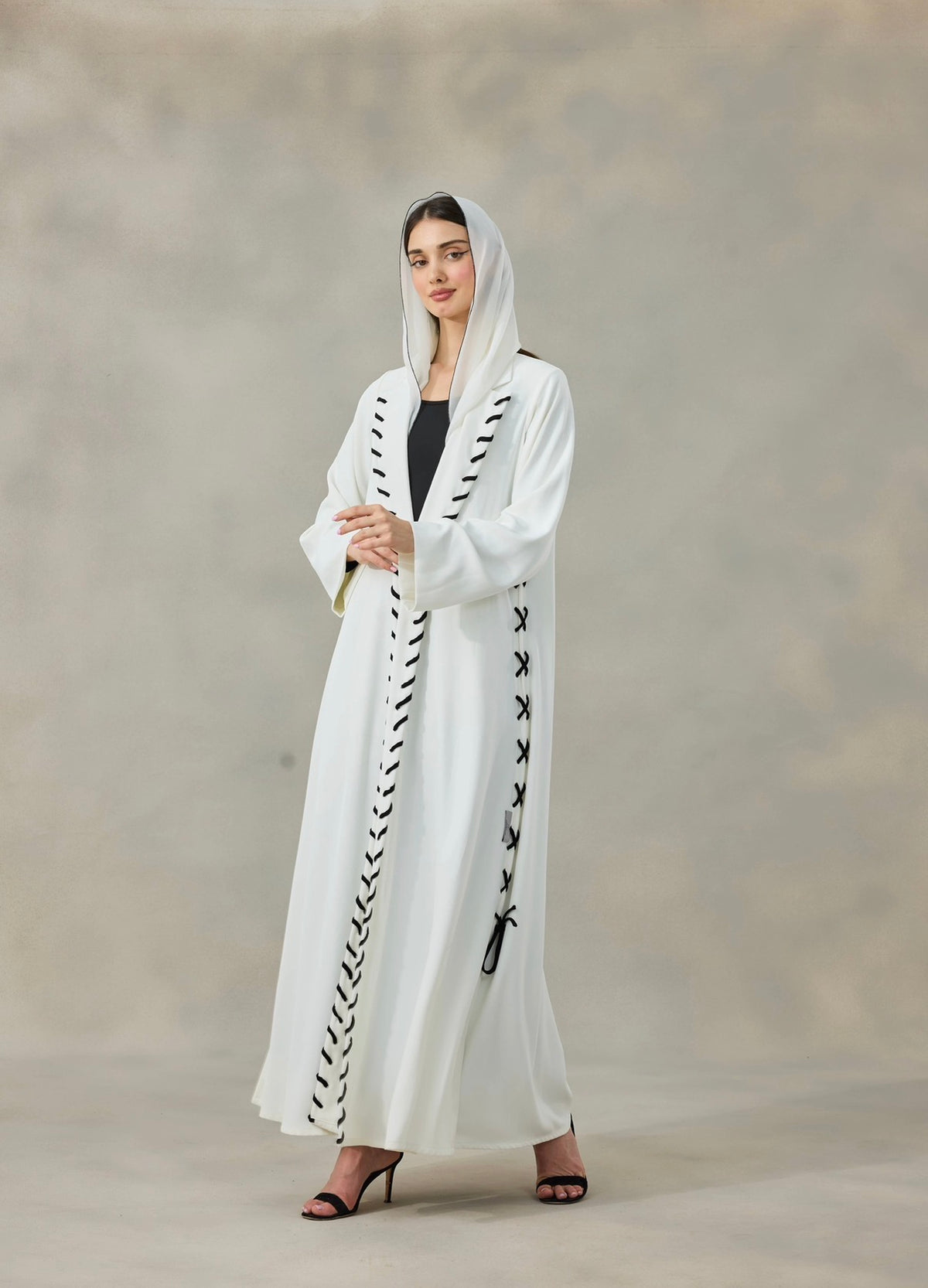 Knote Abaya
