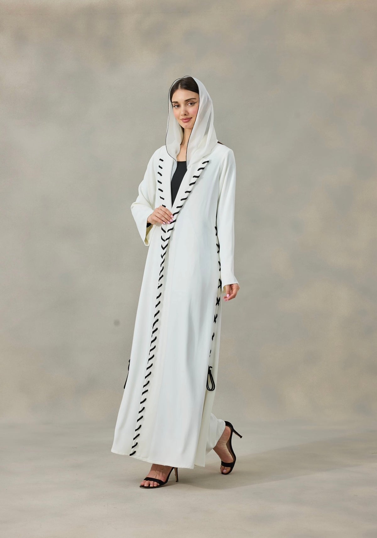 Knote Abaya