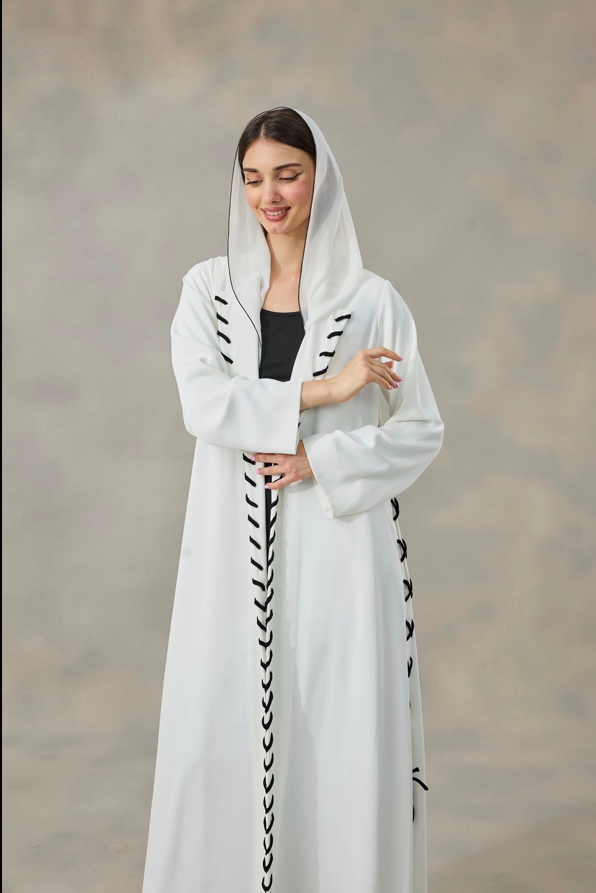 Knote Abaya