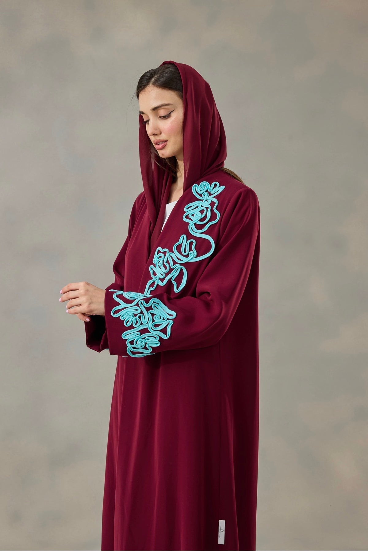 Lumea Abaya