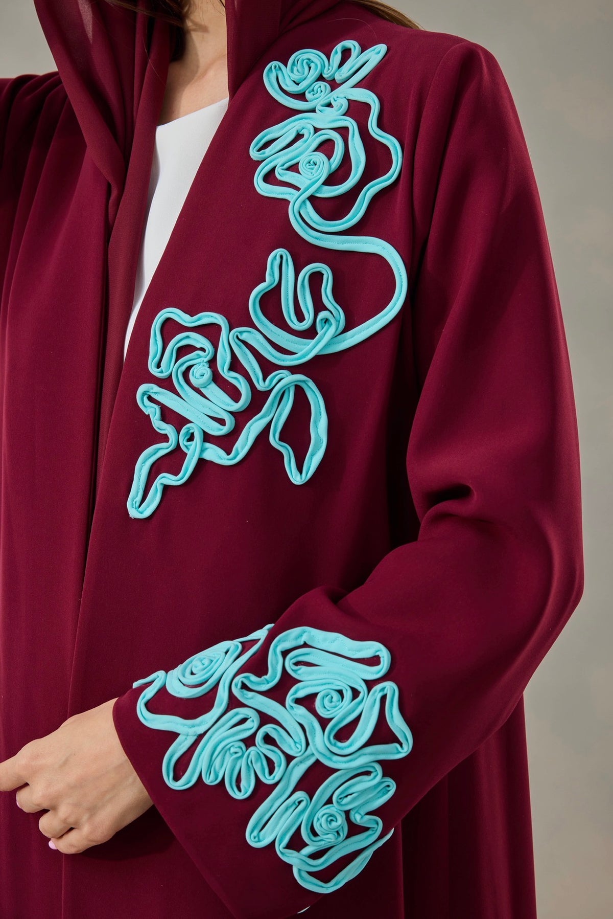 Lumea Abaya