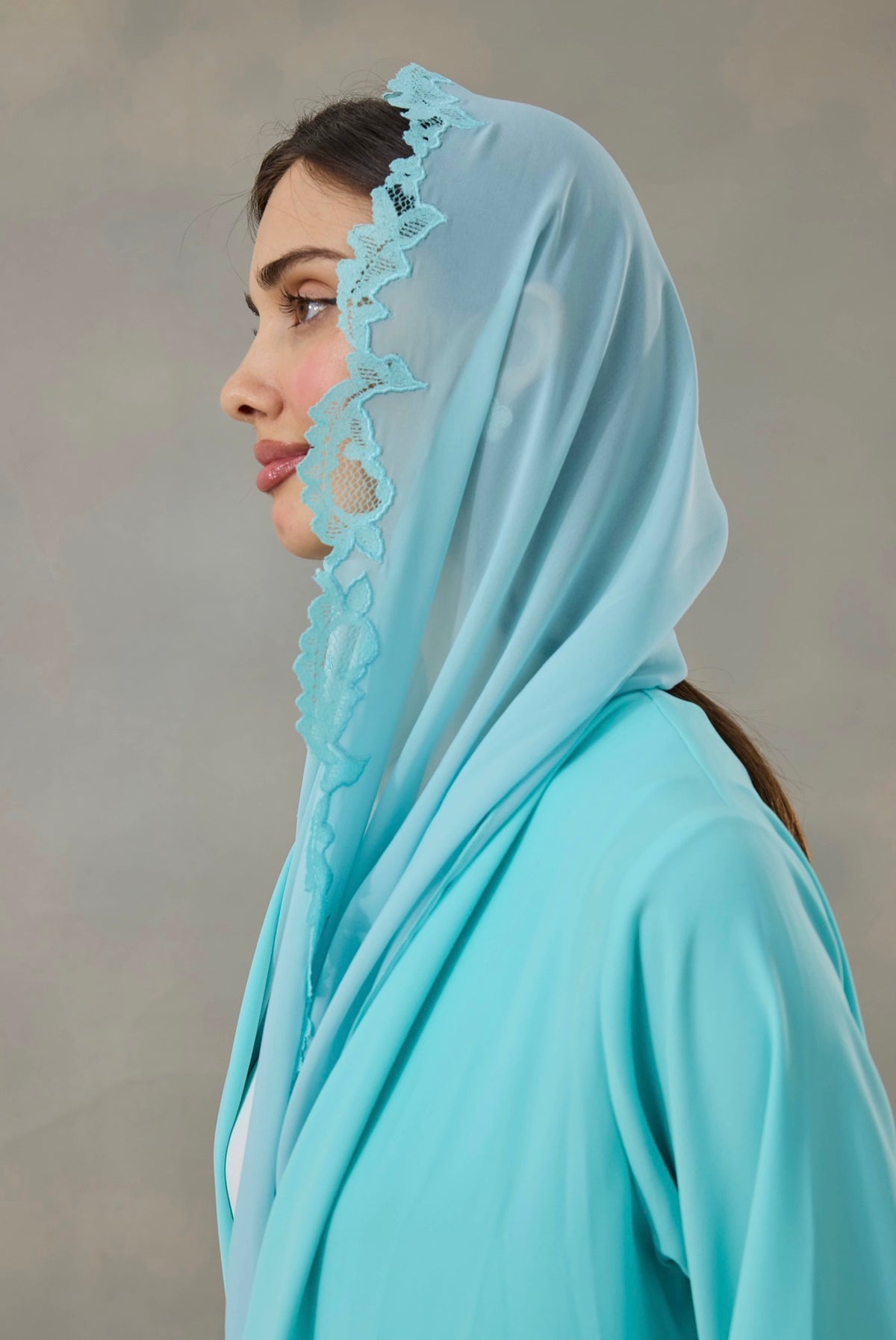 Lacella Abaya