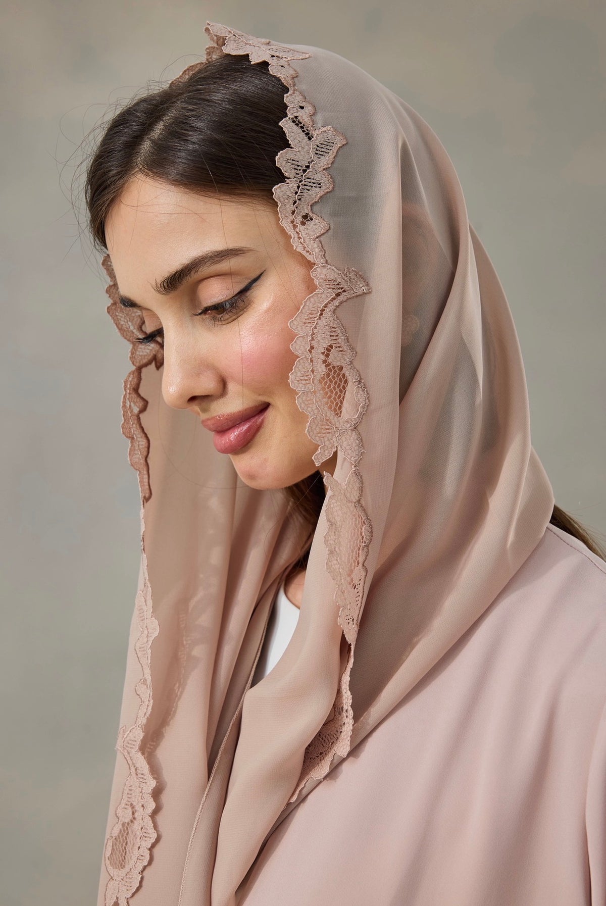 Lacella Abaya
