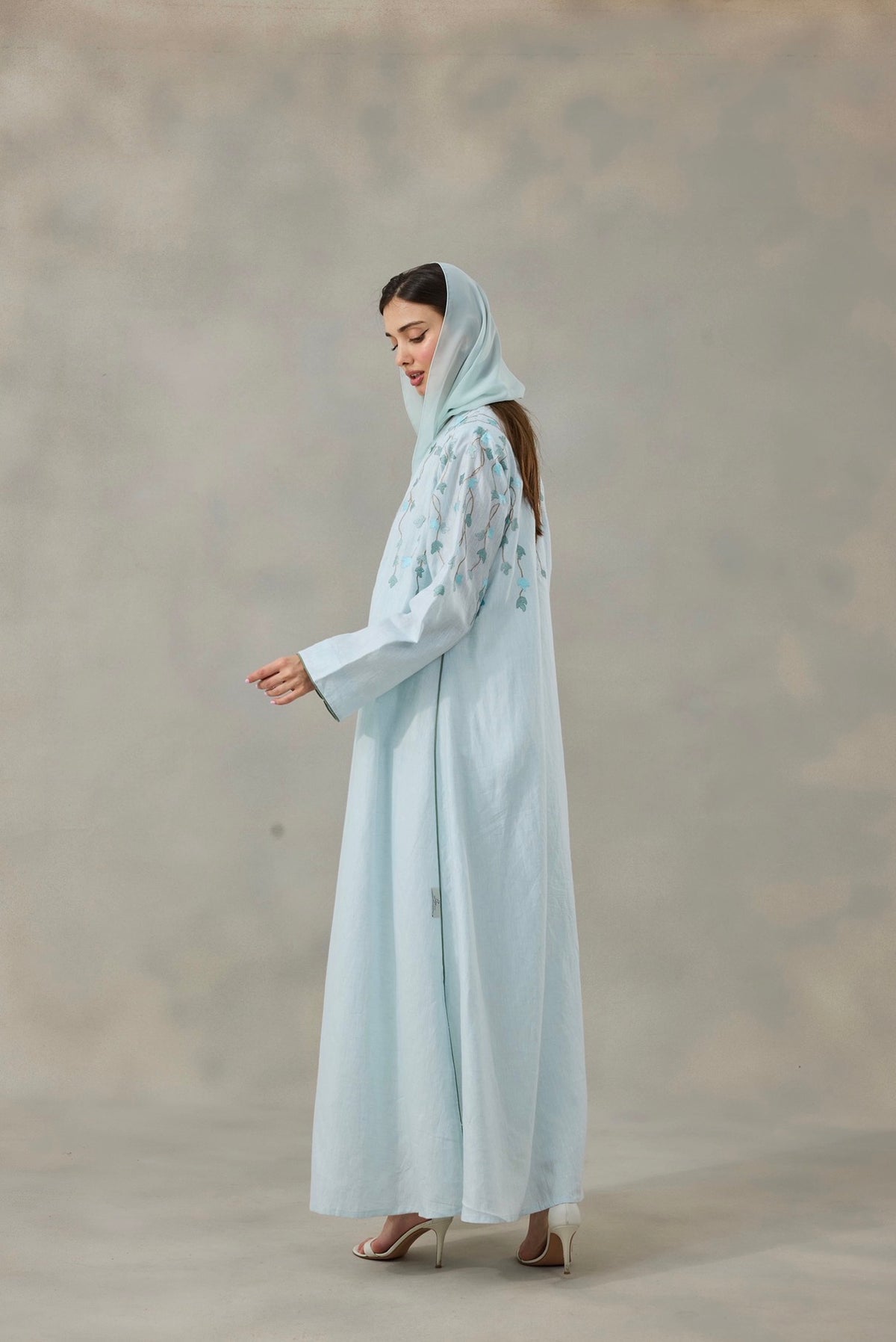 Vinea Abaya