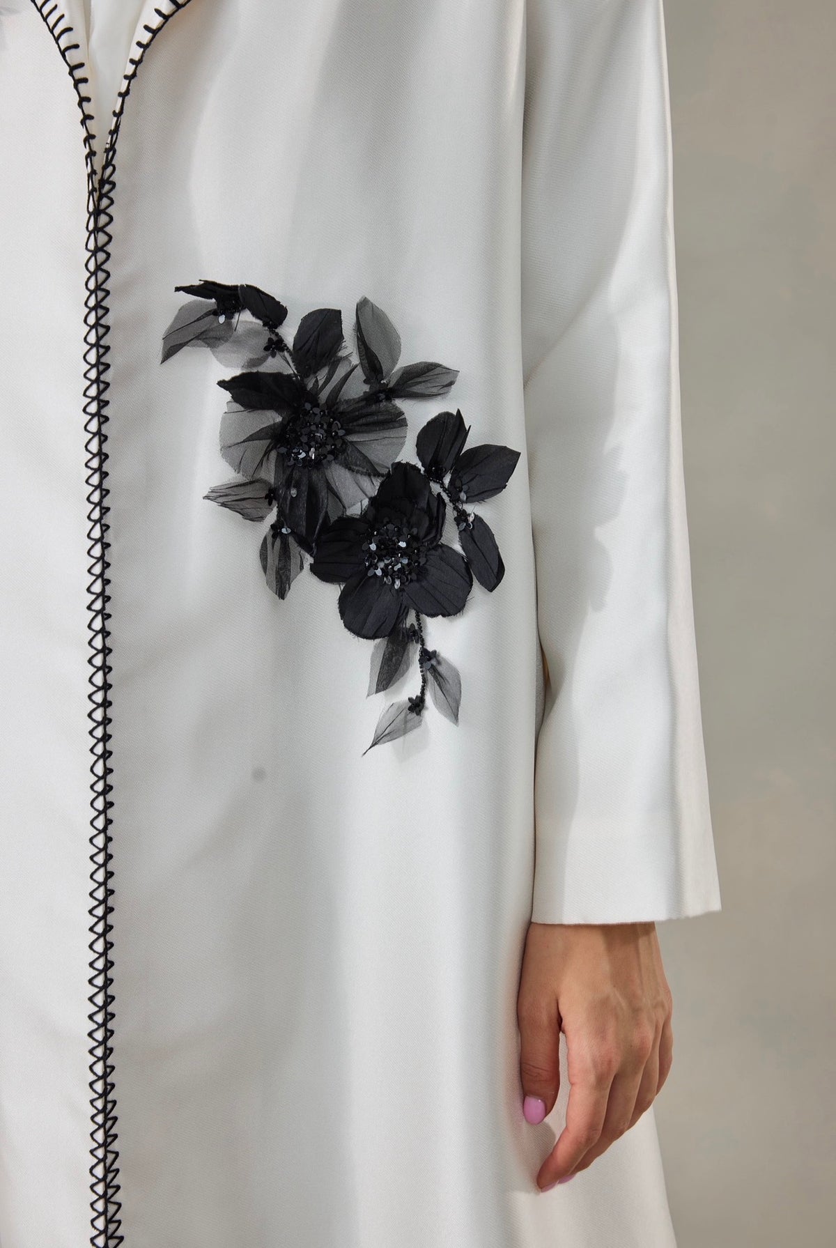 Fleur Noir Abaya