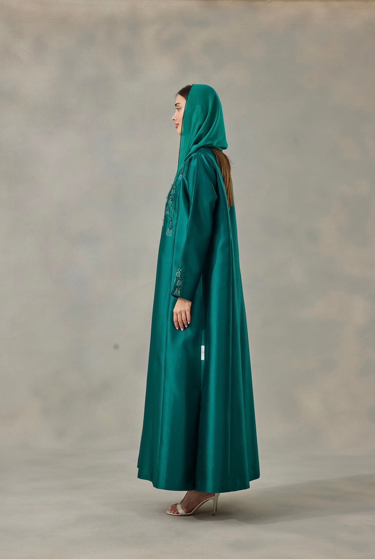 Selena Abaya