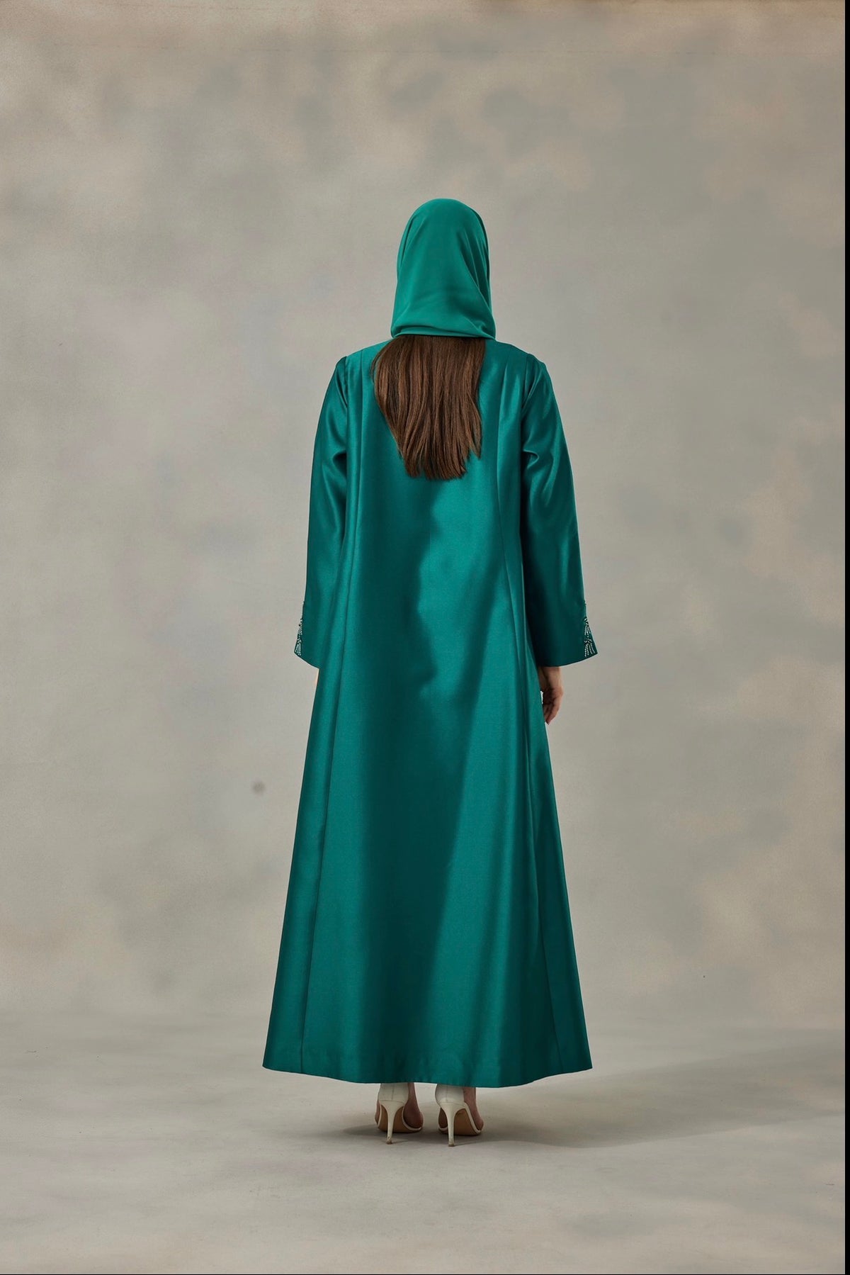 Selena Abaya