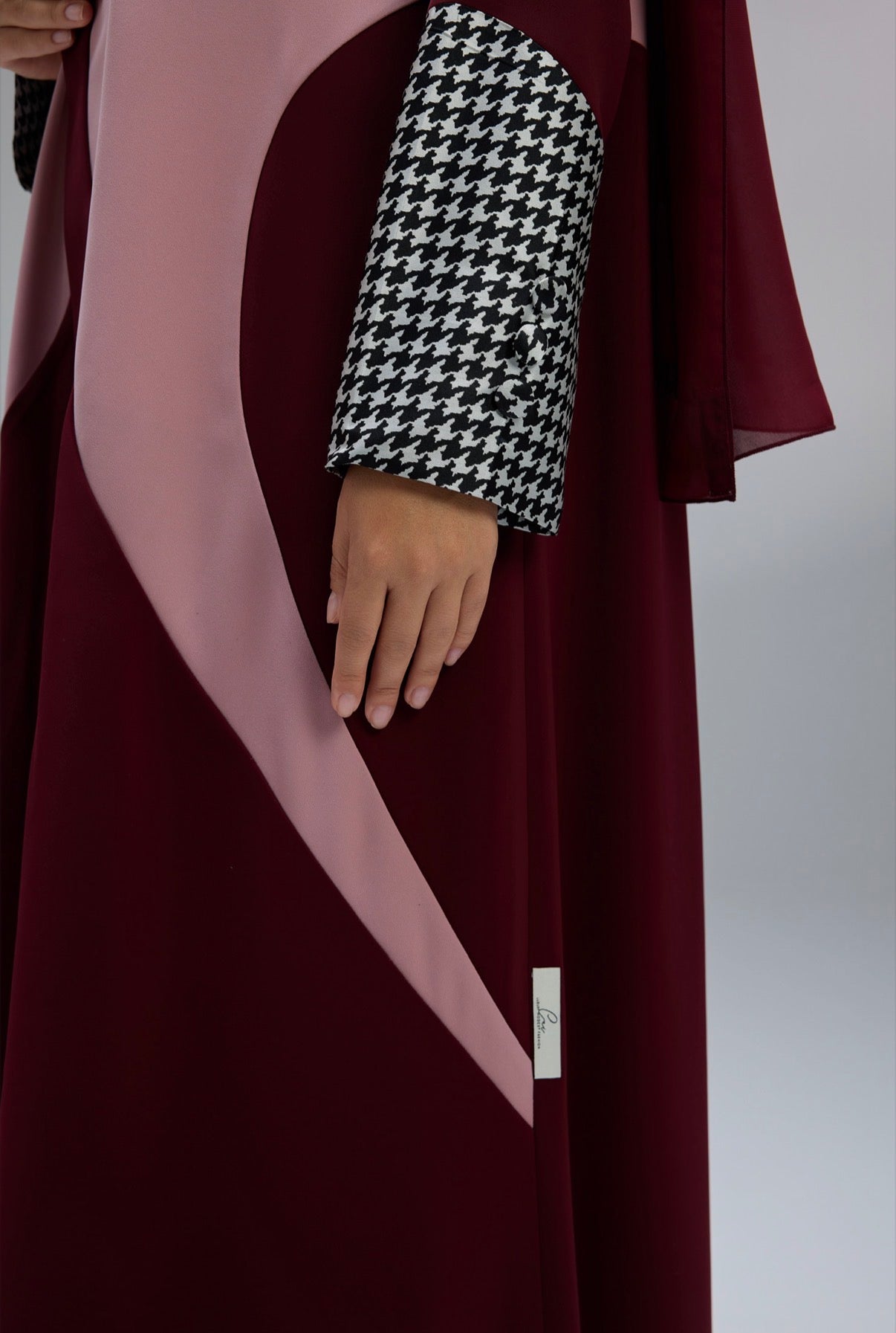 Crimson Flow Abaya
