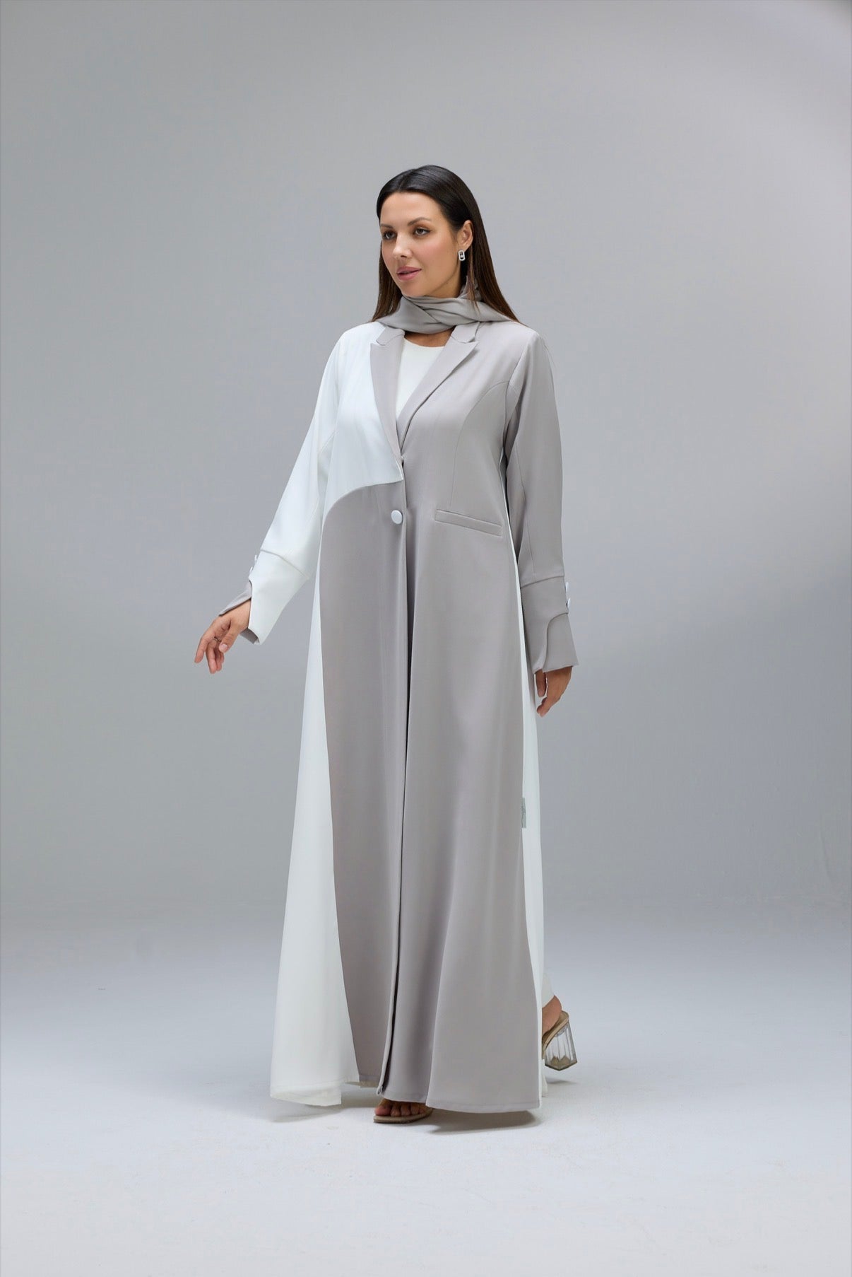 Ivory Edge Abaya