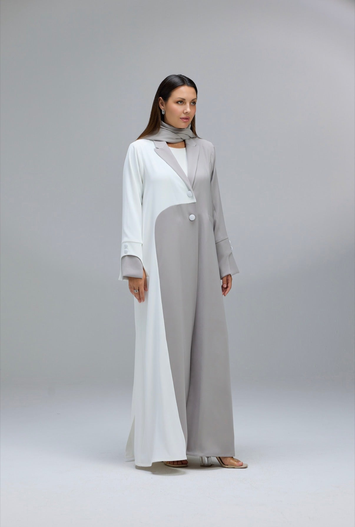 Ivory Edge Abaya