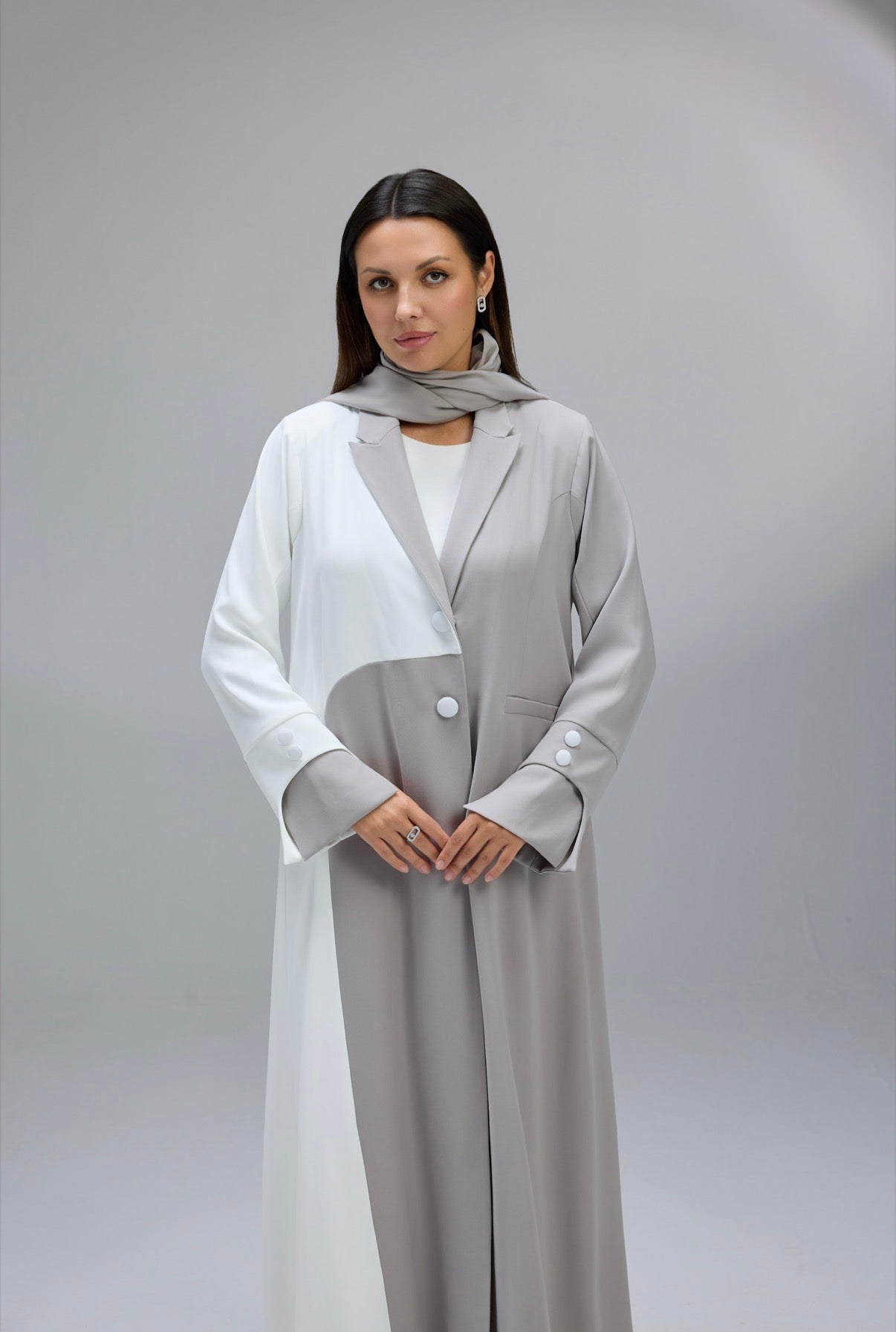 Ivory Edge Abaya